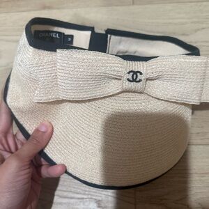 2021 CHANEL Beige Bow Sun Visor
